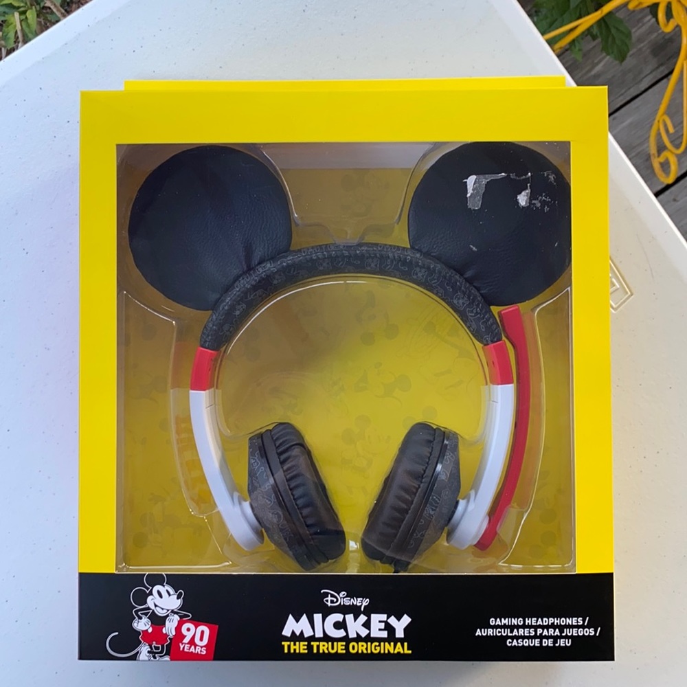 Funko Pop Mickey Mouse Gaming Headphones with Mic